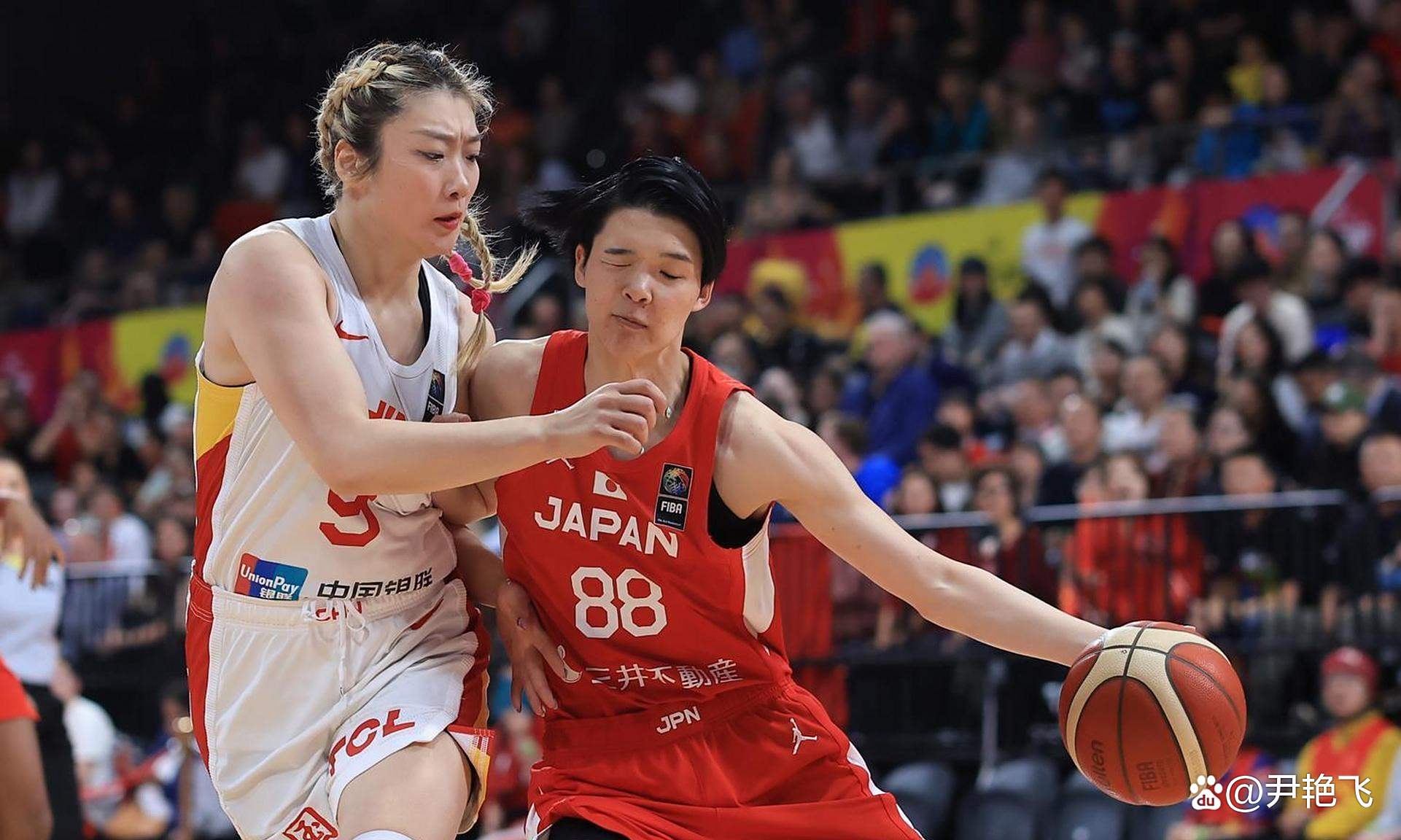 日本篮球女神诞生，率队逆袭晋级半决赛！