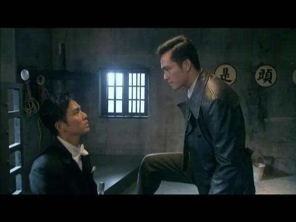对手整体实力均衡，双方一触即发