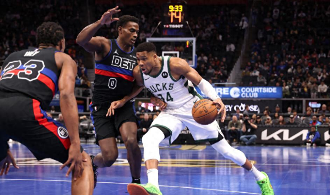 利记-雄鹿主场战胜黄蜂，保持不败